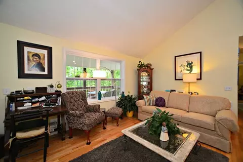34 Michigan Ln, Sylva, NC 28779 photo 2