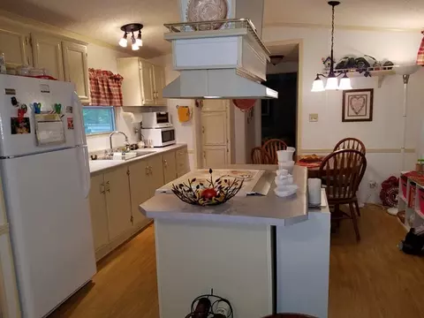 341 Camelot Estates Rd, Franklin, NC 28734 photo 7