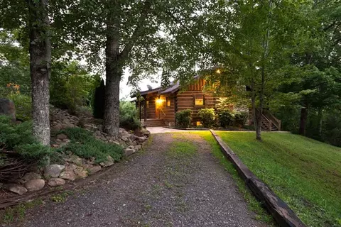 160 Genesis Trl, Sylva, NC 28779 photo 1