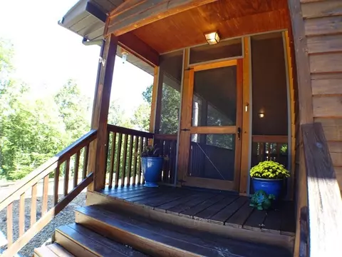 980 Turtle Creek Rd, Sylva, NC 28779 photo 3