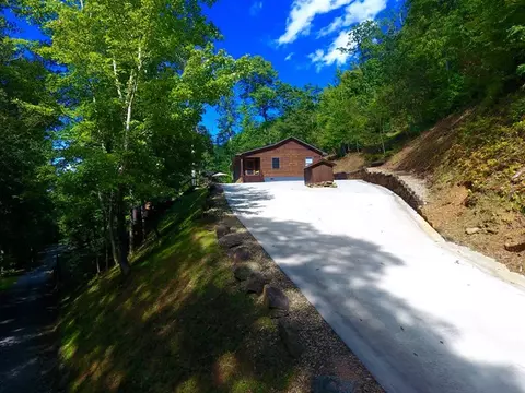 980 Turtle Creek Rd, Sylva, NC 28779 photo 2