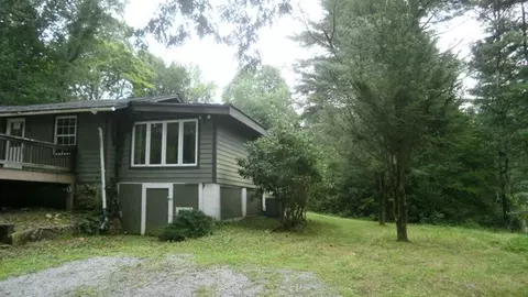 75 Chipmunk Ln, Sapphire, NC 28774 photo 2