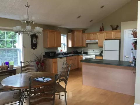 215 Rolling Green Dr, Sylva, NC 28779 photo 2