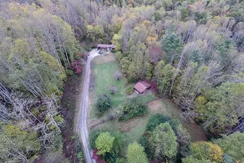 252 Lightfoot Dr, Sylva, NC 28779 photo 4