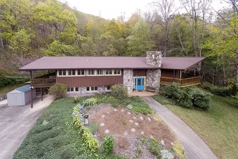 252 Lightfoot Dr, Sylva, NC 28779 photo 1