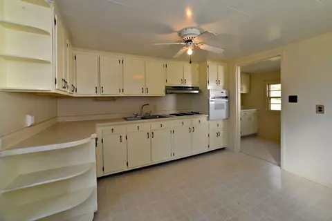 39 Falls Cir, Sylva, NC 28779 photo 12