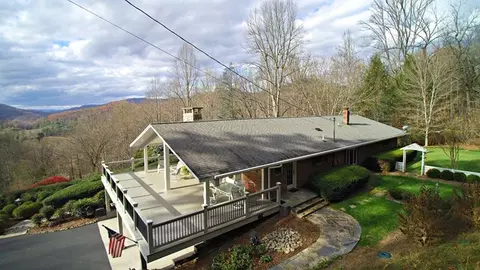 237 Airy Ln, Sylva, NC 28779 photo 6