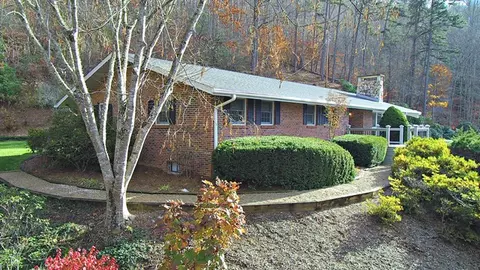 237 Airy Ln, Sylva, NC 28779 photo 5