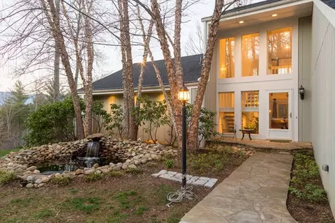 331 Berry Hill Dr, Sylva, NC 28779 photo 4