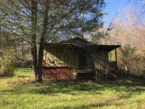 247 Leatherwood Rd, Dillsboro, NC 28725 photo 5
