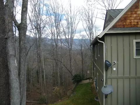 85 Elm St UNIT A, Sylva, NC 28779 photo 3