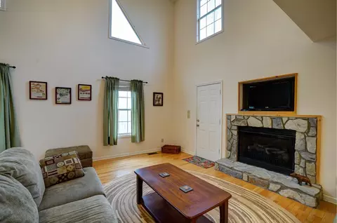 283 Villas Dr, Sylva, NC 28779 photo 7