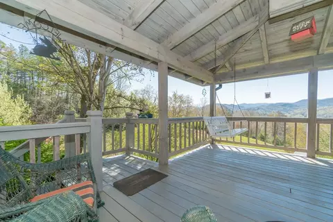 77 Potts Community Rd, Sylva, NC 28779 photo 8