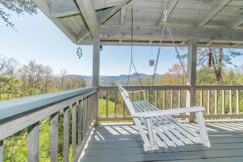 77 Potts Community Rd, Sylva, NC 28779 photo 9