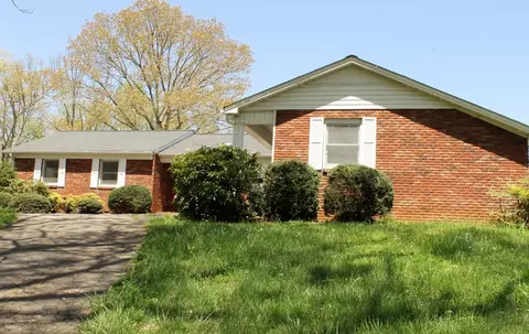 252 Huntleigh Dr, Franklin, NC 28734 photo 1