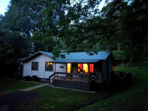5 Maple St, Sylva, NC 28779 photo 2