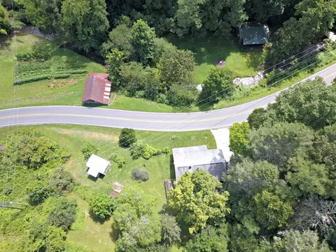 856 Greens Creek Rd, Sylva, NC 28779 photo 5