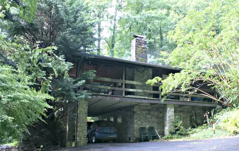 155 E View Rd, Sylva, NC 28779 photo 1