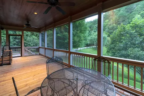 247 Leafstone Cir, Sylva, NC 28779 photo 14