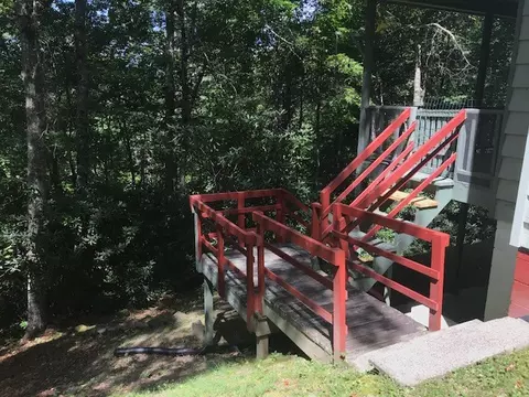 74 Moonstone Dr, Franklin, NC 28734 photo 10