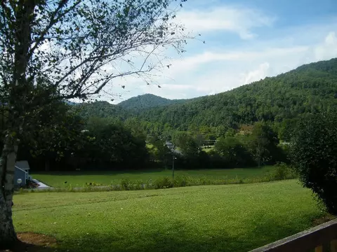 15 Promise Ct, Sylva, NC 28779 photo 3
