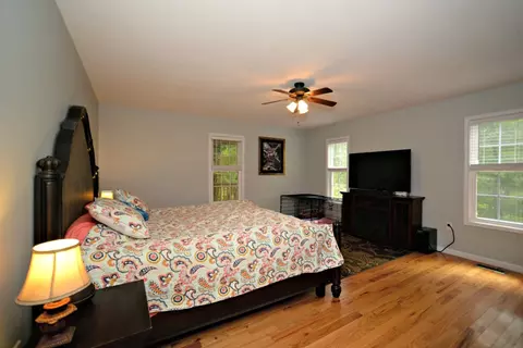 247 Poker Branch Rd, Sylva, NC 28779 photo 10