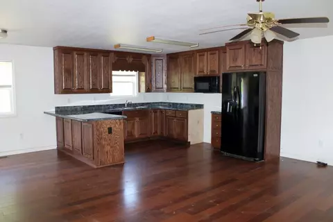 89 Wesley Ln, Warne, NC 28909 photo 4