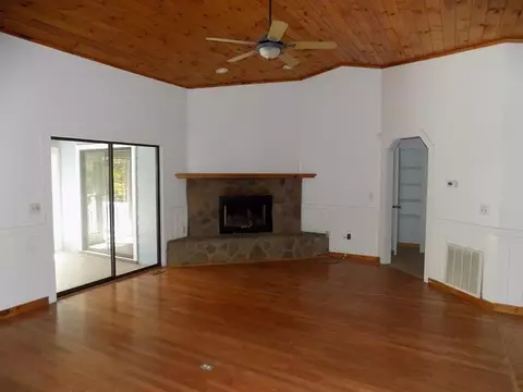560 White Oak Dr, Murphy, NC 28906 photo 3