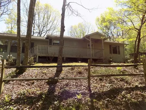560 White Oak Dr, Murphy, NC 28906 photo 1