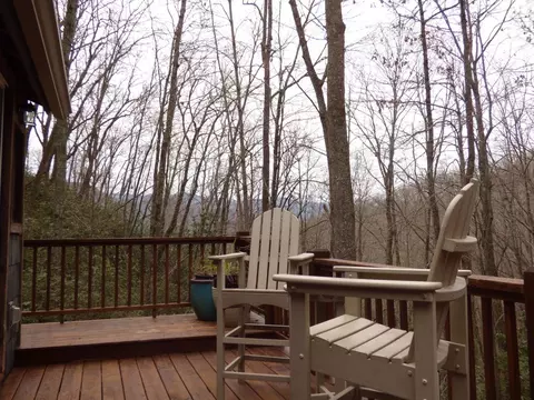 477 Deep Gap Rd, Sylva, NC 28779 photo 3