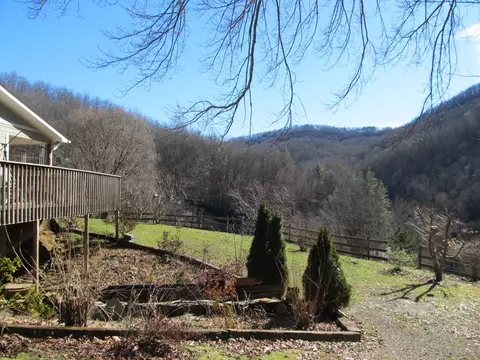 3577 Pumpkintown Rd, Sylva, NC 28779 photo 8