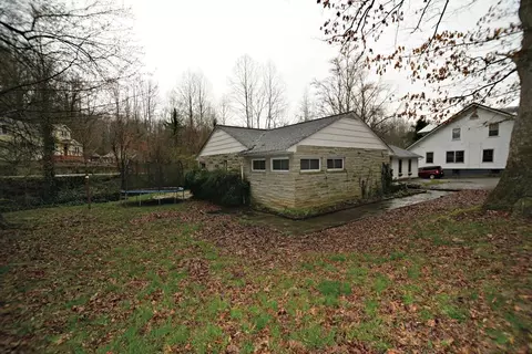 398 Savannah Dr, Sylva, NC 28779 photo 2