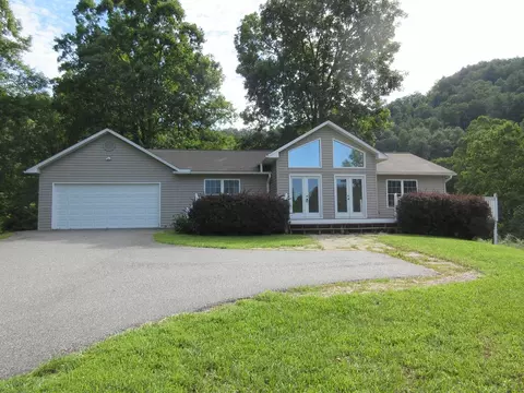 25 Mule Pen Rd, Sylva, NC 28779 photo 1
