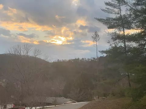 39 Pendleton Dr, Sylva, NC 28779 photo 3