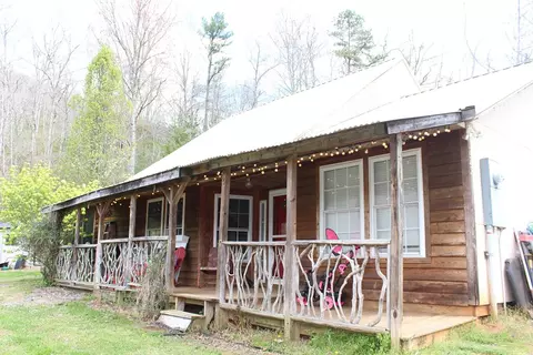 225 Dumplin Flatts, Sylva, NC 28779 photo 1