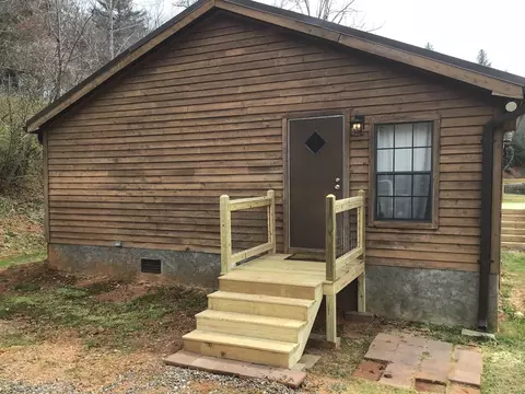 625 Sam Corn Rd, Otto, NC 28763 photo 3