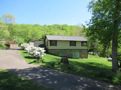 267 Brookside Dr, Franklin, NC 28734 photo 3