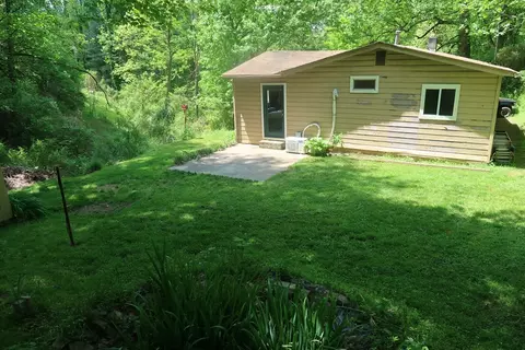 134 Walton Dr, Sylva, NC 28779 photo 2