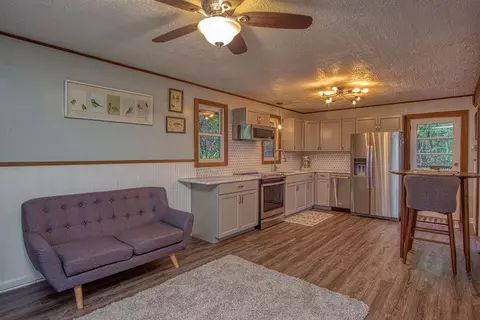 95 Bayberry Cove Rd, Sylva, NC 28779 photo 2