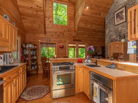 207 Meldaway Dr, Sylva, NC 28779 photo 7