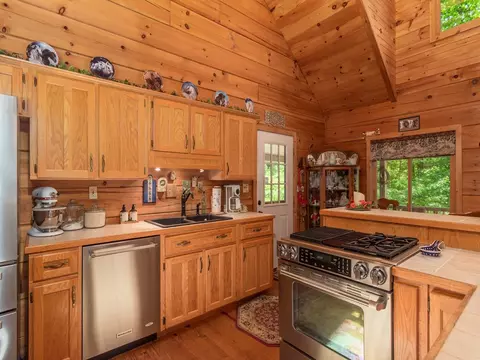 207 Meldaway Dr, Sylva, NC 28779 photo 8