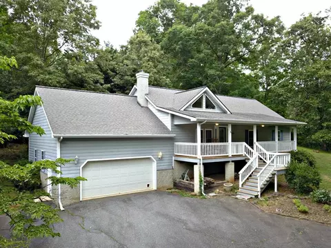 111 Chad Cir, Sylva, NC 28779 photo 3