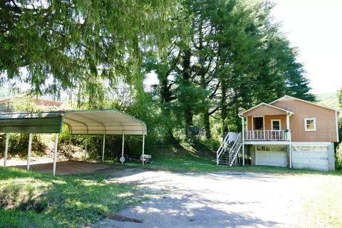 3752 Skyland Dr, Sylva, NC 28779 photo 4