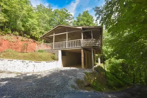 91 Limestone Dr, Franklin, NC 28734 photo 1