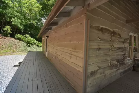 91 Limestone Dr, Franklin, NC 28734 photo 9