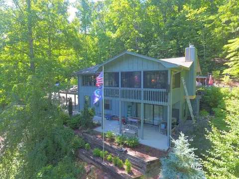 115 Timber Ln, Franklin, NC 28734 photo 1