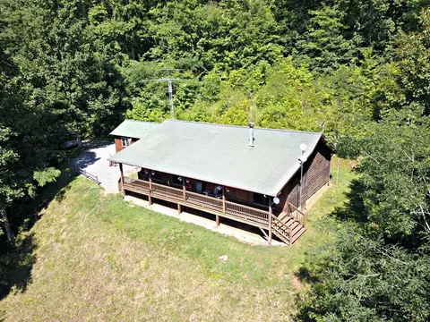 228 N Lanterns Wick Trl, Sylva, NC 28779 photo 2