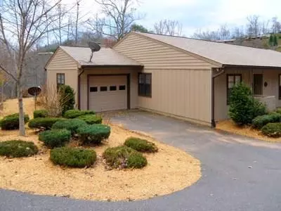 30 A Longbow Ln, Franklin, NC 28734 photo 1