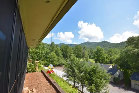514 Oak Creek Rd # B, Franklin, NC 28734 photo 29