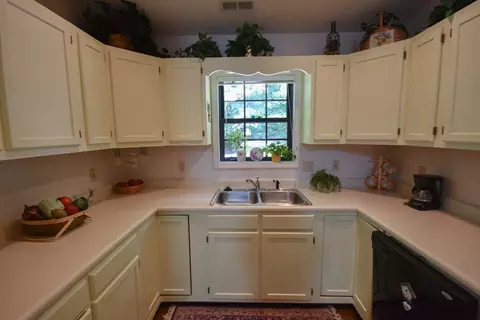 514 Oak Creek Rd # B, Franklin, NC 28734 photo 5